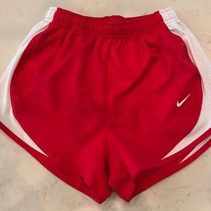 Women’s Nike XS tempo shorts